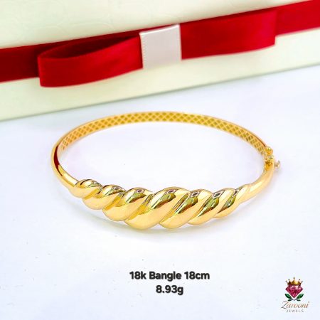 18K GOLD BANGLE