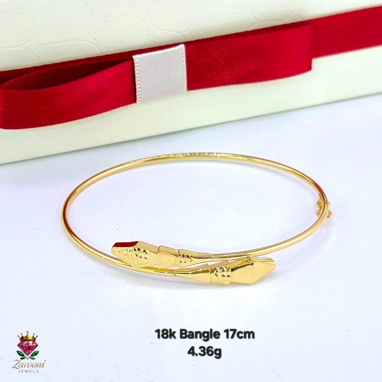 18K GOLD BANGLE